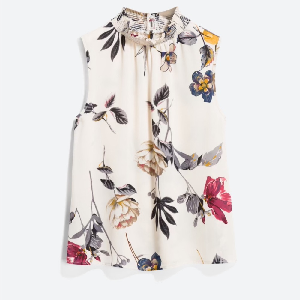 LE LIS
Victoriah Mock Neck Blouse